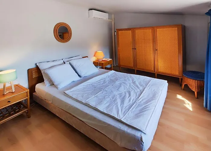 2 Bedroom Cozy In Cébazan