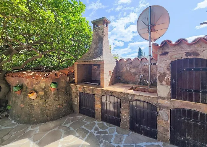 Vakantiehuis 2 Bedroom Cozy In