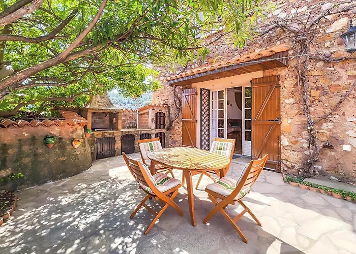 2 Bedroom Cozy In Cébazan