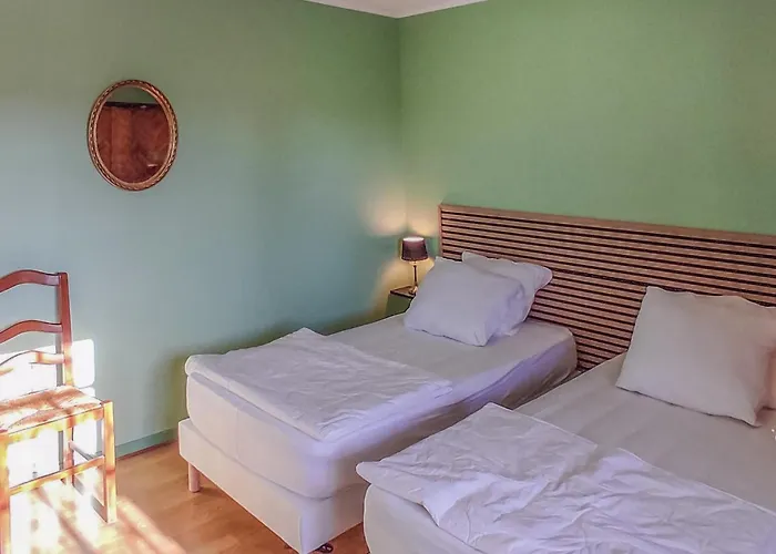 2 Bedroom Cozy In Vakantiehuis *